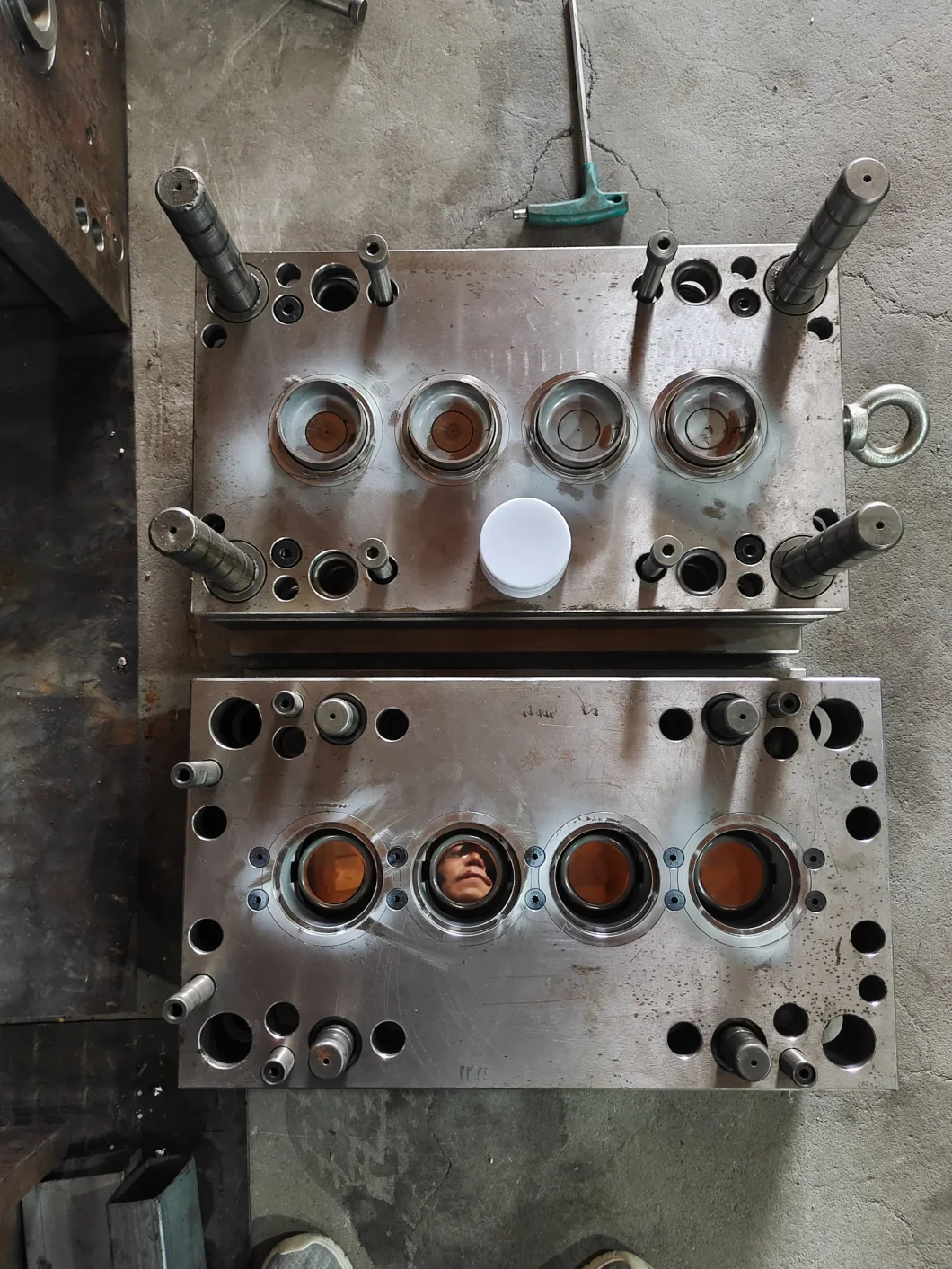 Injection Molding Service Plastic Mould Injection Mold